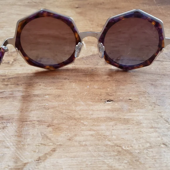 RAEN hexagonal sunglasses with tortoise and silver frame - Picture 6 of 6